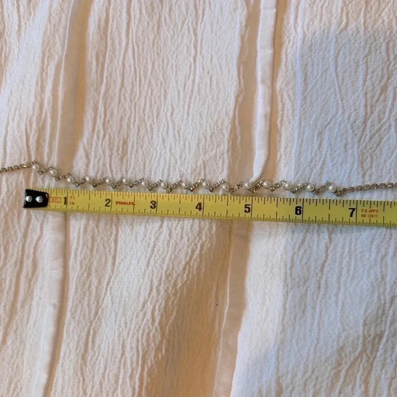 Silver with Pearl bead and crystal necklace. - Picture 2 of 6